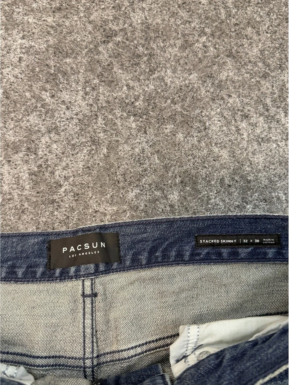 PacSun Stacked Skinny Jeans Mens 32x30 Distressed Ripped Patched Paint Splatter